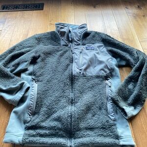 Patagonia Full Zip Grey Sweatshirt